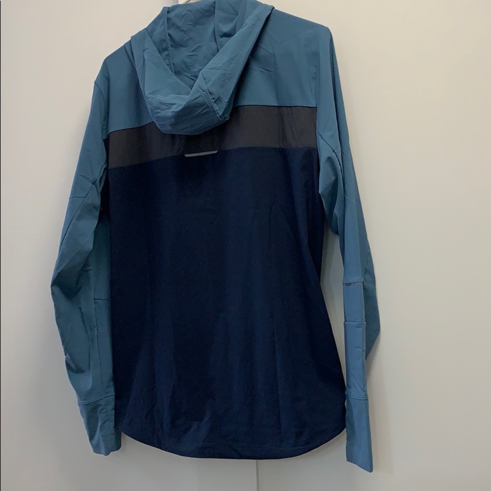Brooks Running Jacket - image 4